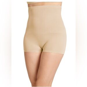 208. Jockey Essentials Women’s Slimming Short, Cooling Shapewear